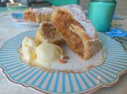 Una foto de strudel de manzana sin manteca