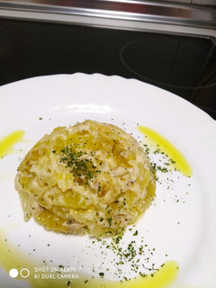Una foto de Patatas cremosas con atún 😋