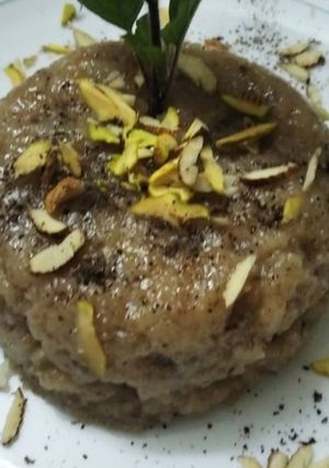 A picture of Water chestnut flour sheera.