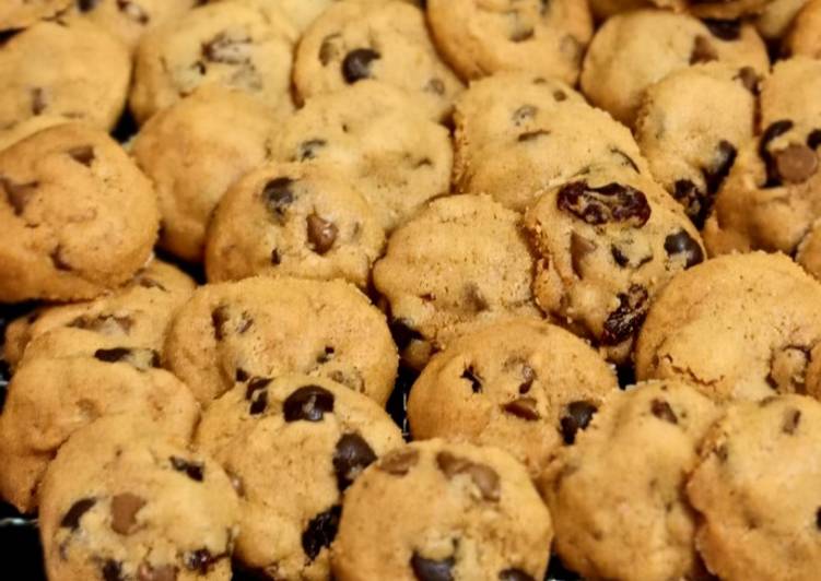 Resep Mudah Biskuit kismis choco coffee chip Paling Enak