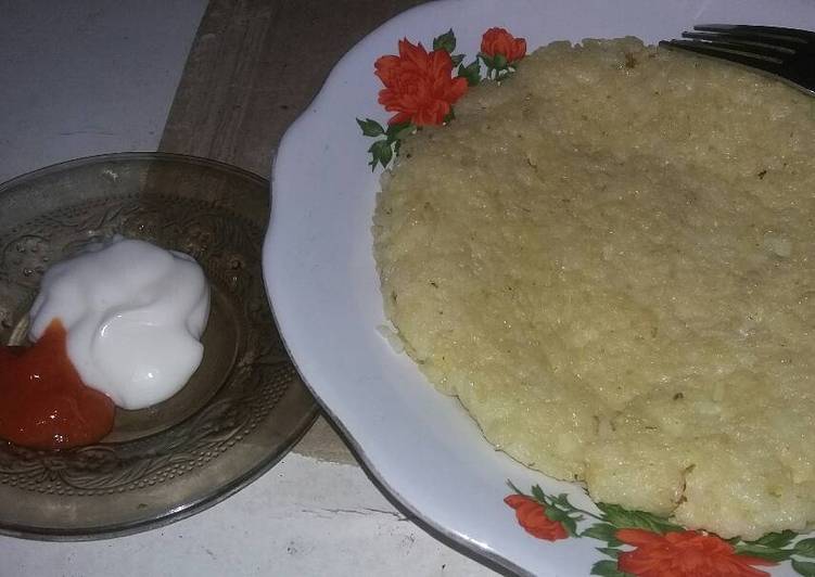 Omlete nasi keju sederhana