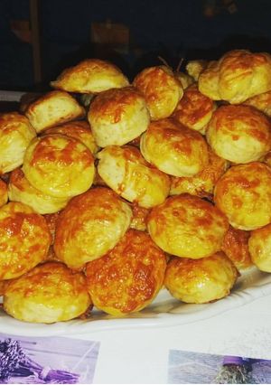 Puha, ropogós sajtos pogácsa recept fotója