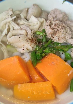 Hình của món Nước dùng đơn giản.