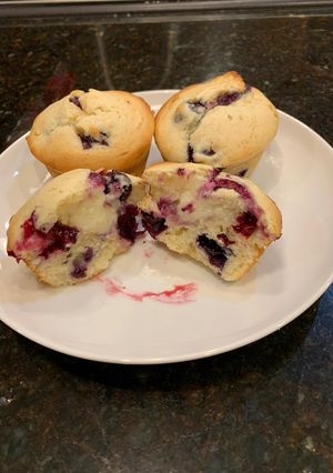 A picture of Blueberry Muffins.