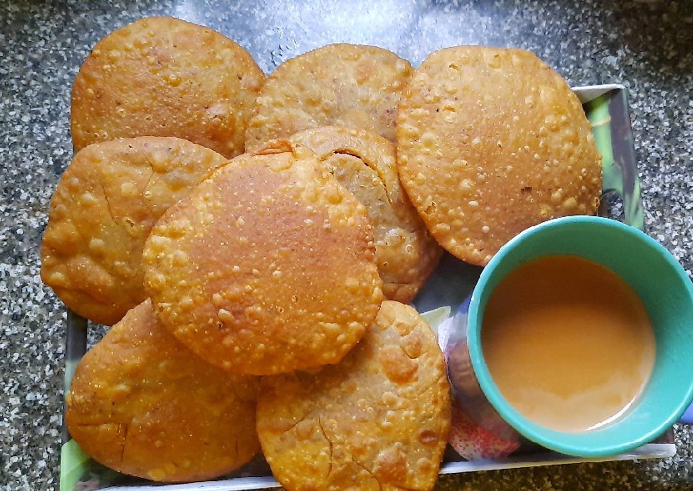 Dry stuffed mathri/ kachori