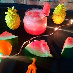 A picture of Water melon juice.
