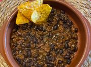 Una foto de dulces de frijol