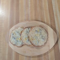 A picture of Lemon lavender cookies.