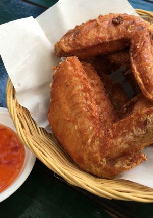 รูปของ ปีกไก่ทอดเกลือ