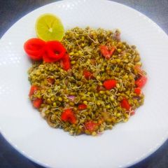 A picture of Sprout salad.