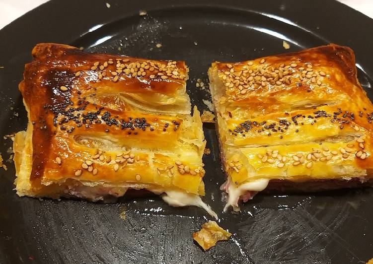 Torta salata cotto e formaggio