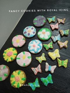 Foto resep Fancy cookies with Royal icing