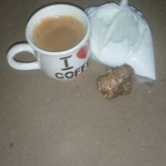 A picture of Masaledar kadak chai.