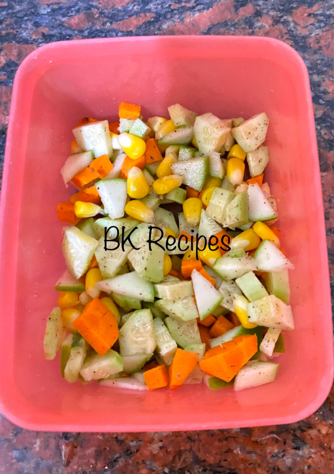 குக்கும்பர் சேலட்🥒🥗 செய்முறை முக்கிய புகைப்படம்