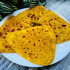 A picture of Masala Paratha.