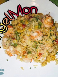 Una foto de 🍛Arroz con Camarones🍛 Receta Colombiana