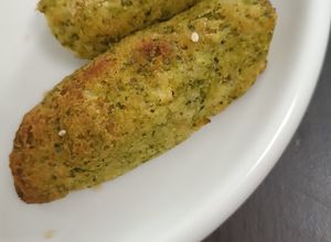 O poză a rețetei Batoane pufoase de broccoli/conopidă.
