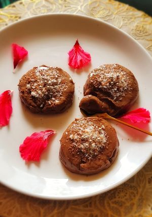 A picture of Banana chocolate tortino(Italian dessert).
