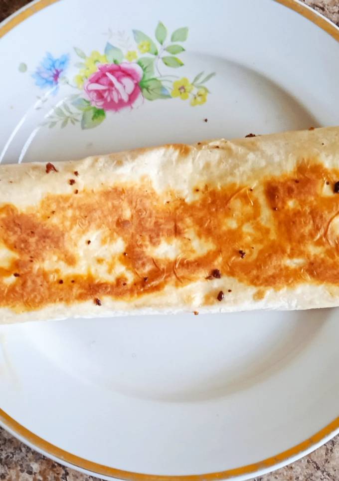 Шаурма гостра куряча з корейською морквою