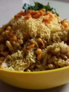 મમરાની ચટપટી (Mamara Chatpati Recipe In Gujarati) રેસીપી મુખ્ય ફોટો