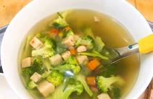 Canh súp lơ ngũ sắc