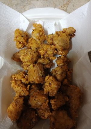 A picture of Steam bonles chicken pieces.
