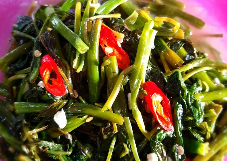 Tumis Kangkung bawang putih mudah