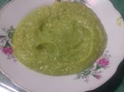 Una foto de sopa de verduras avena