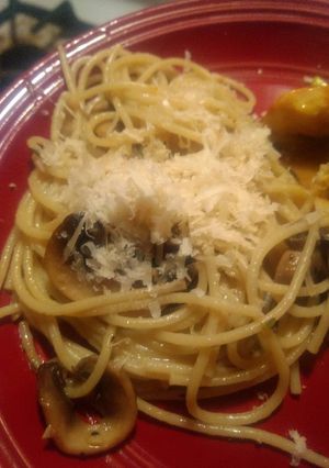 A picture of Light Mushroom Pasta.