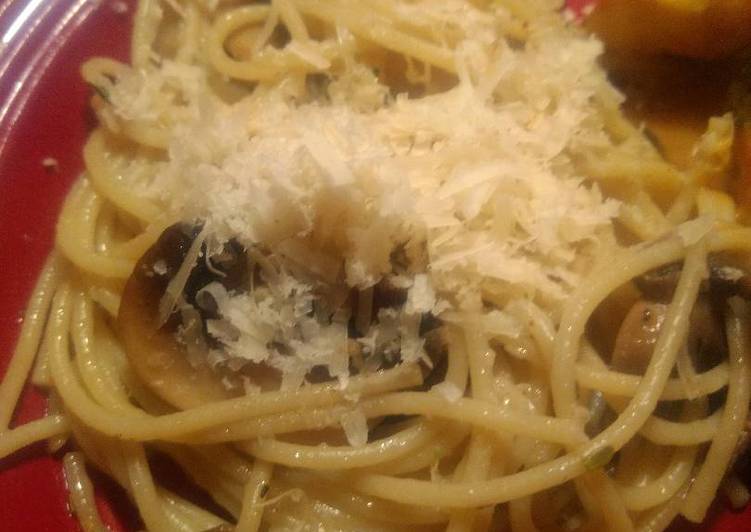 Light Mushroom Pasta