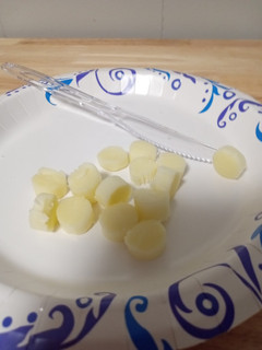 A picture of Cheese circles.