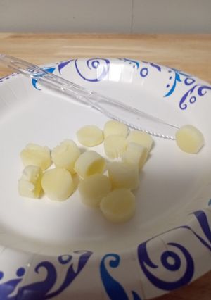 A picture of Cheese circles.