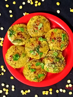 સ્ટીમ બફોરી (Stim Bafori Recipe in Gujarati) રેસીપી મુખ્ય ફોટો