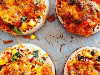 Crumpet Pizza