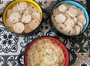 Une photo de Cassolette au poireaux et boudin blanc 3 personne