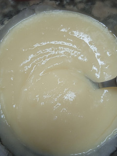 Una foto de Crema pastelera para rellenar tortas