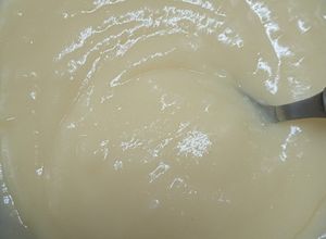 Una foto de Crema pastelera para rellenar tortas