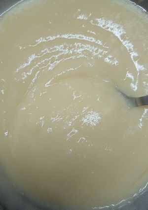 Una foto de Crema pastelera para rellenar tortas