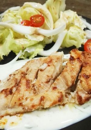 รูปของ สเต็กอกไก่ซอสโยเกิร์ต​น้ำผึ้งมะนาวคลีน