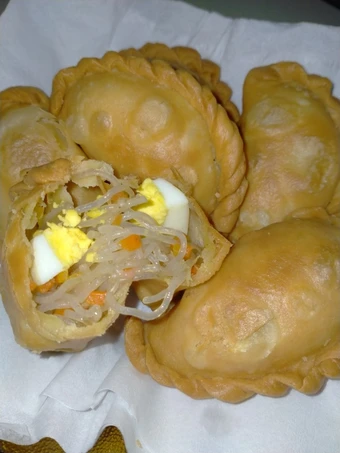 Langkah Mudah untuk Membuat Resep Pastel isi Bihun Wortel Telur yang  Bikin Ketagihan Anti Ribet, Sempurna