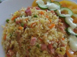 Una foto de Arroz frito estilo japonés