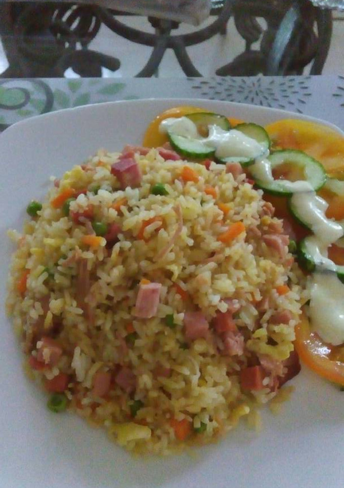 Una foto de Arroz frito estilo japonés