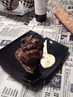 Una foto de Rabo de Ternera al Pedro Ximénez con Parmentier de Trufa