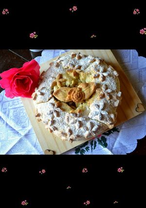 Una foto de Galette de pera y manzana🍐🍎