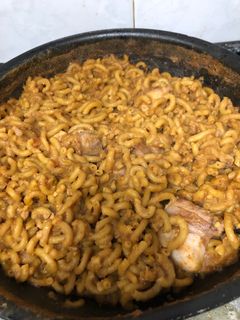 Una foto de 11. Fideos a la cazuela (principal paella fideua)