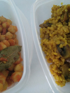 Una foto de Garbanzos con arroz y champiñones