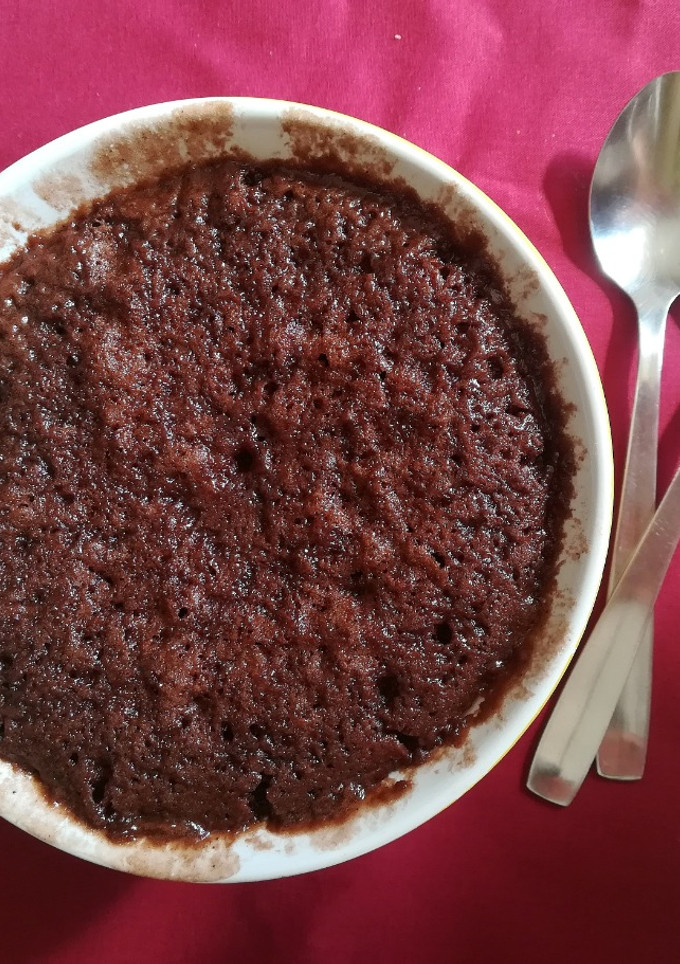 Foto de Bolo de chocolate na caneca para dois