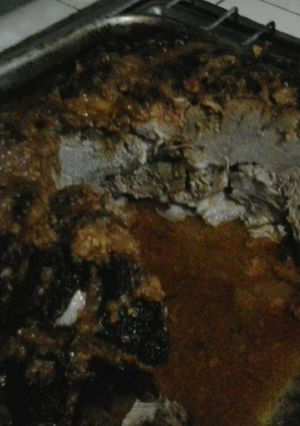 Una foto de Pernil de cerdo ahumado con piña