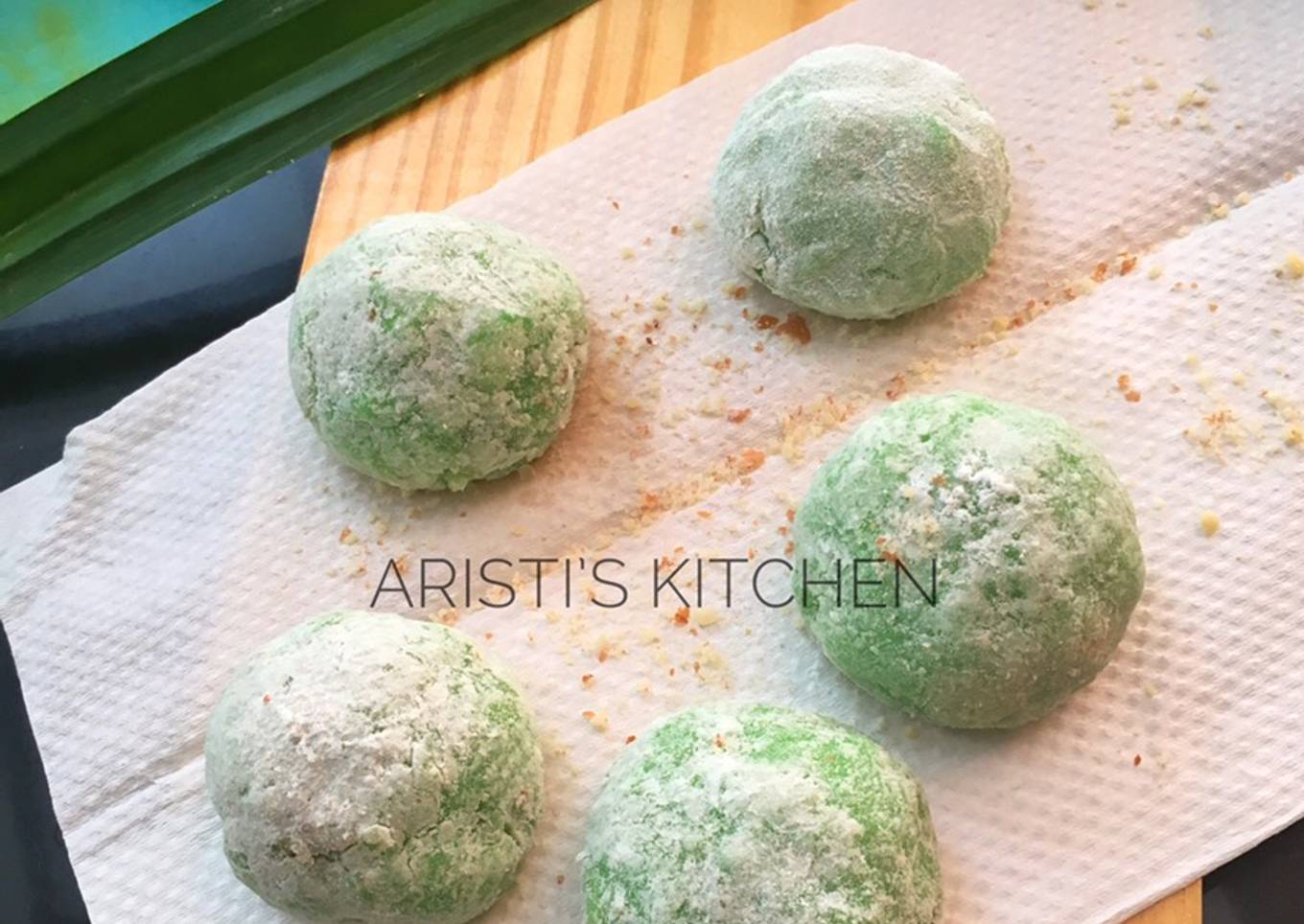 Resep Mochi pandan dg Filing Kacang Tanah