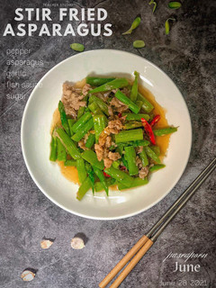 A picture of Stir-Fried Asparagus with Ground Pork.